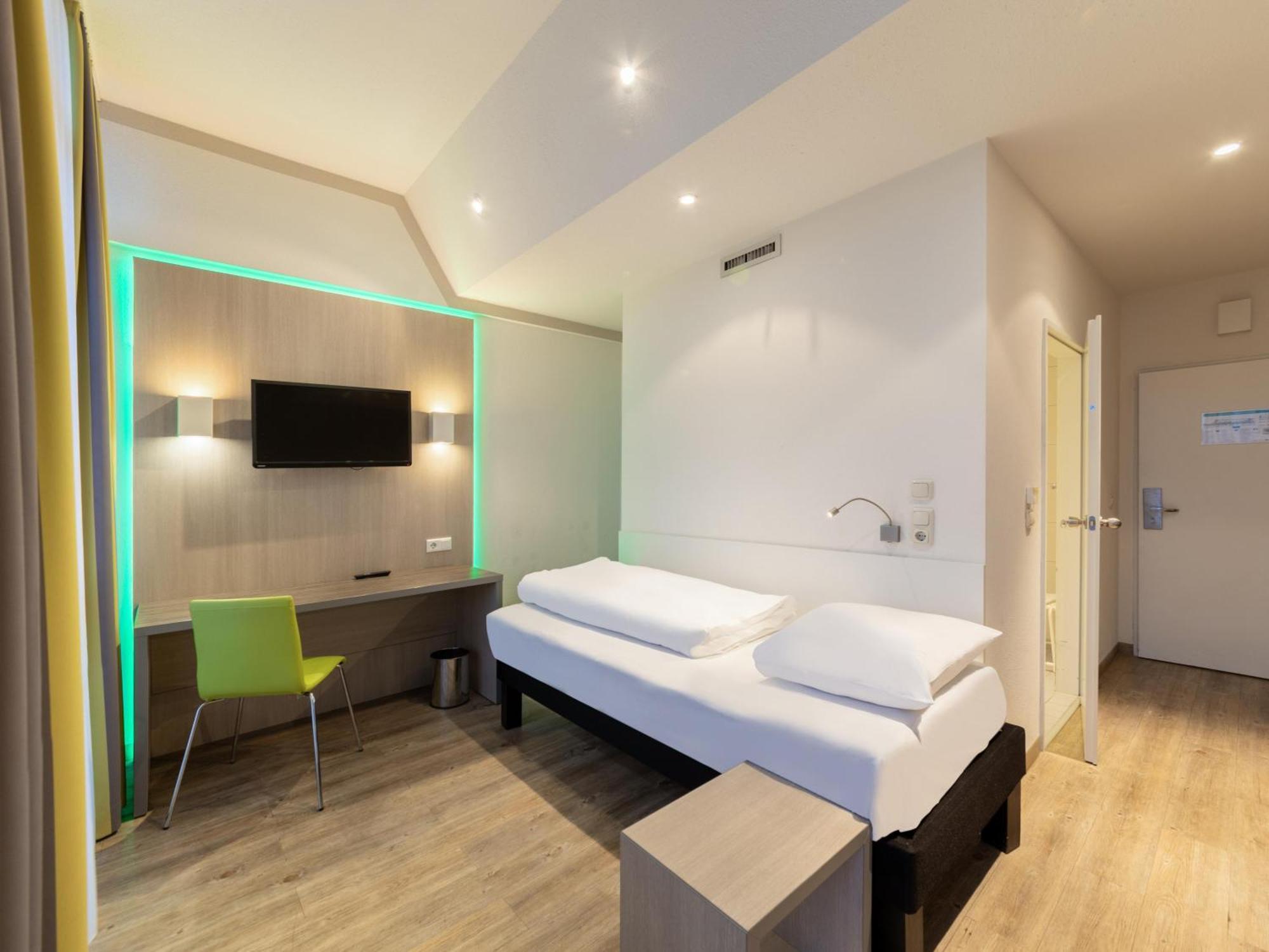 B&B Hotel Bochum Hbf-Nord Exterior foto