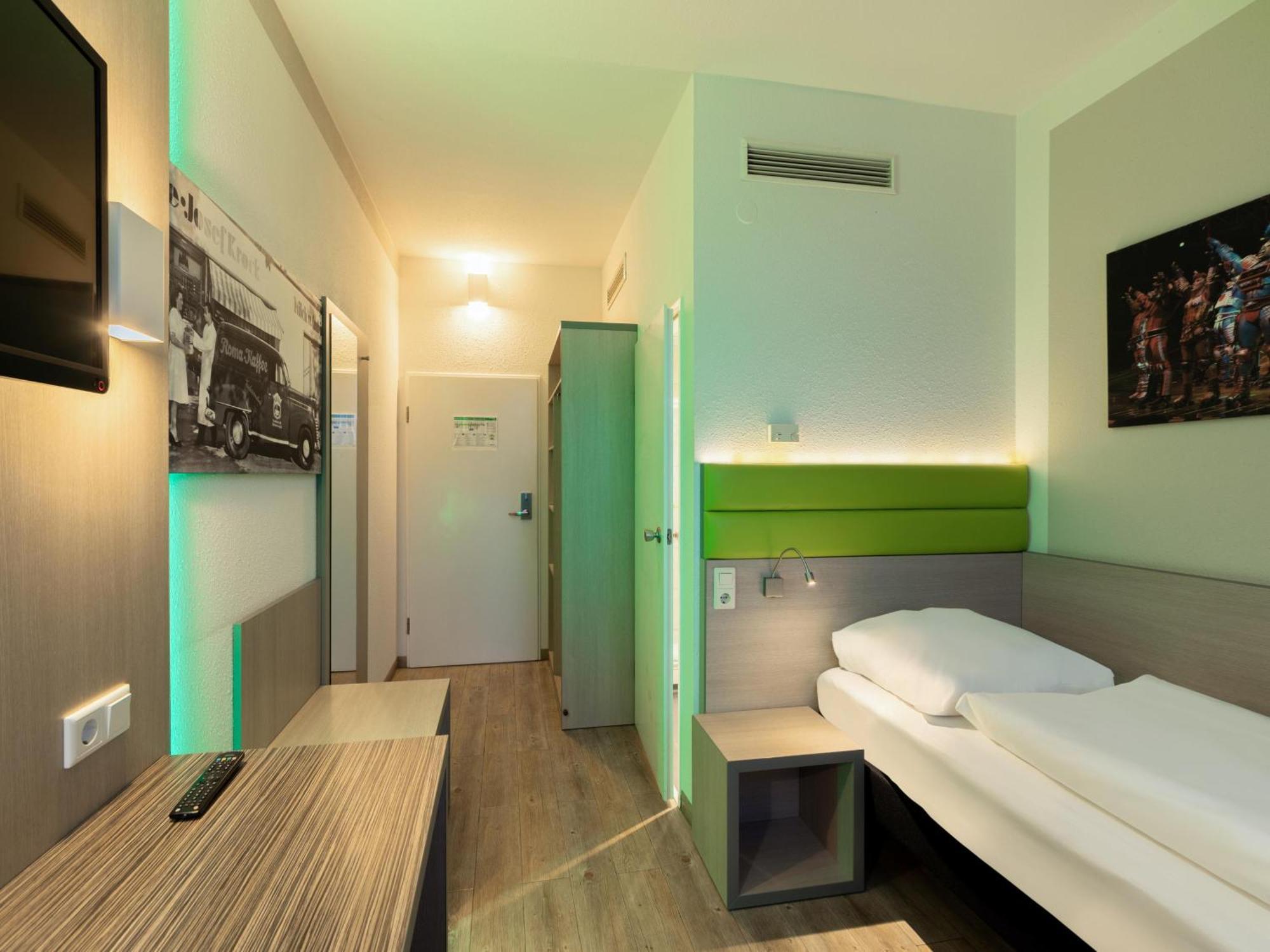 B&B Hotel Bochum Hbf-Nord Exterior foto