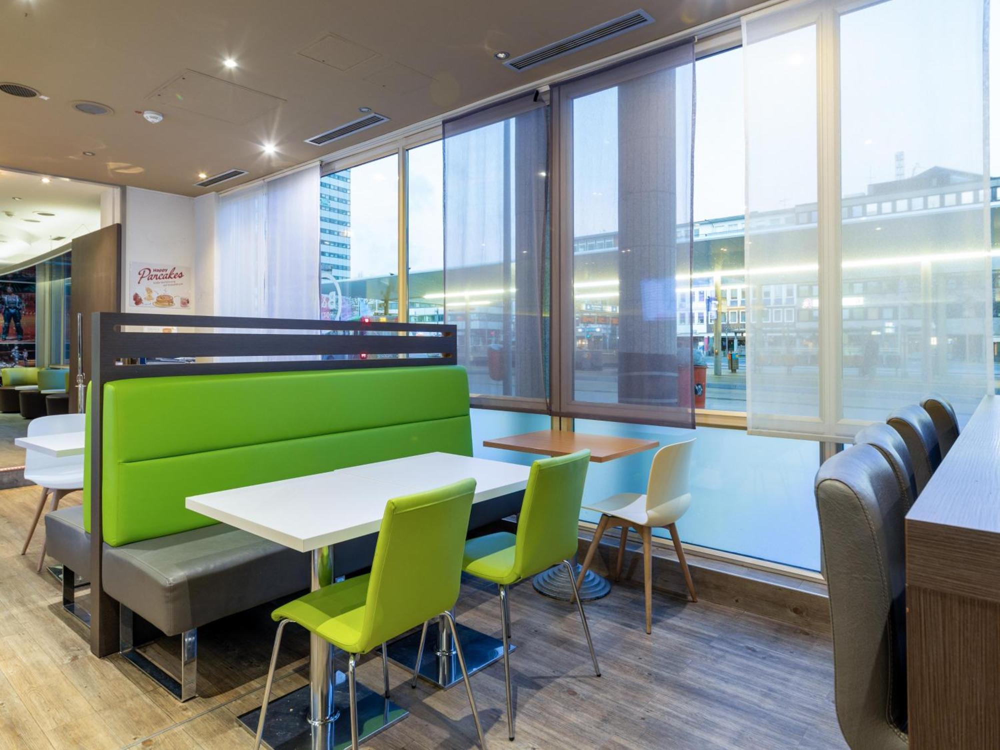 B&B Hotel Bochum Hbf-Nord Exterior foto